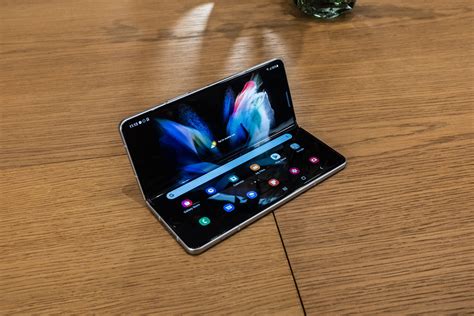 Samsung Galaxy Fold 3 T Mobile Features and Specifications